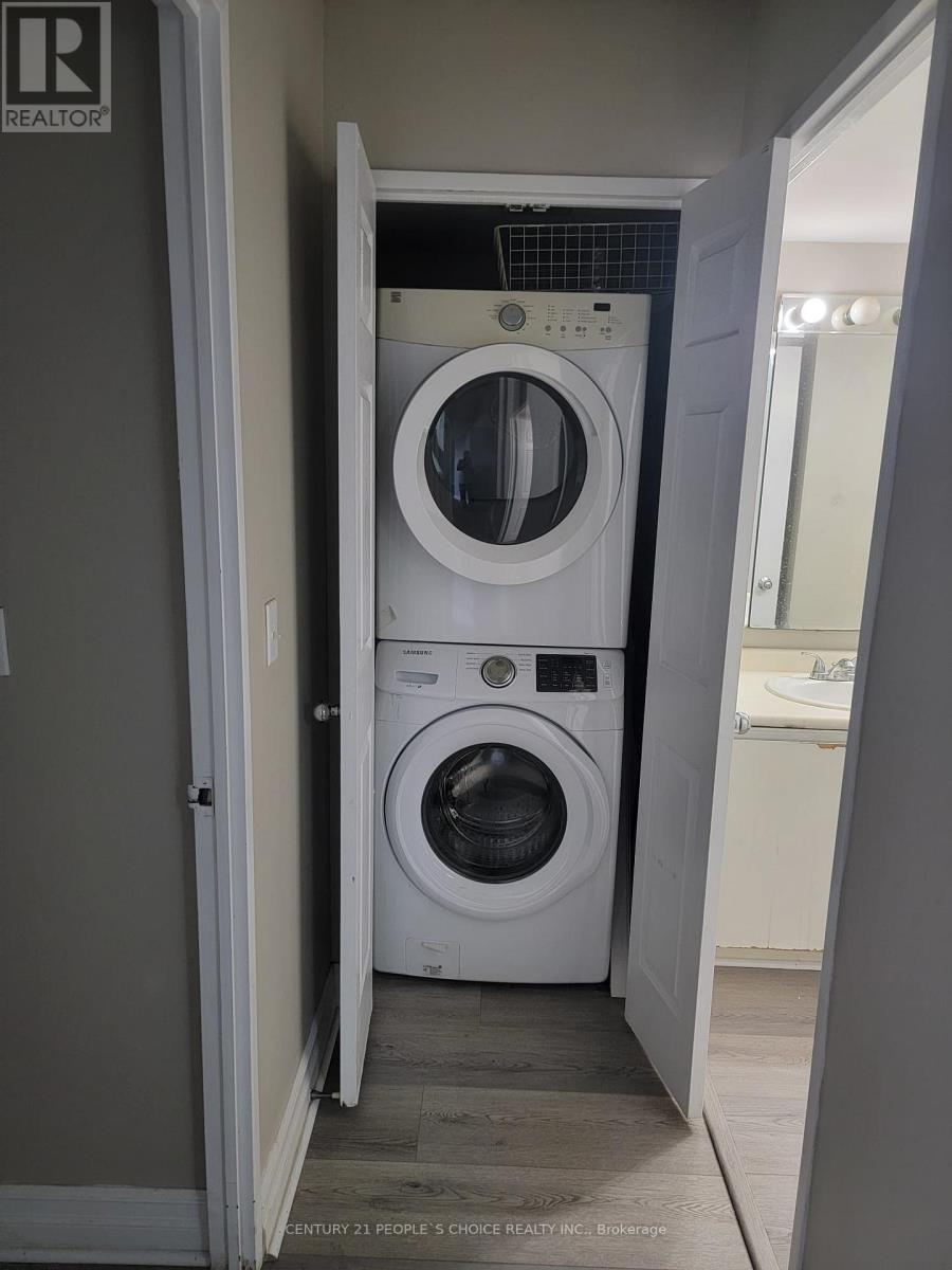 1601 - 335 Webb Drive, Mississauga, Ontario  L5B 4A1 - Photo 14 - W13791782