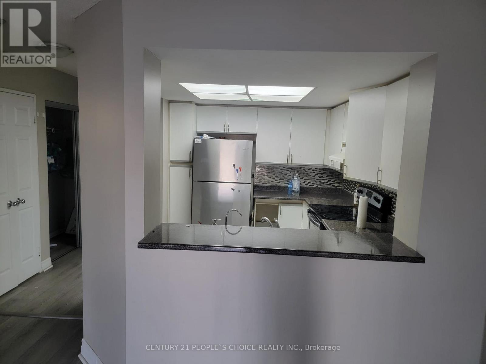 1601 - 335 Webb Drive, Mississauga, Ontario  L5B 4A1 - Photo 5 - W13791782