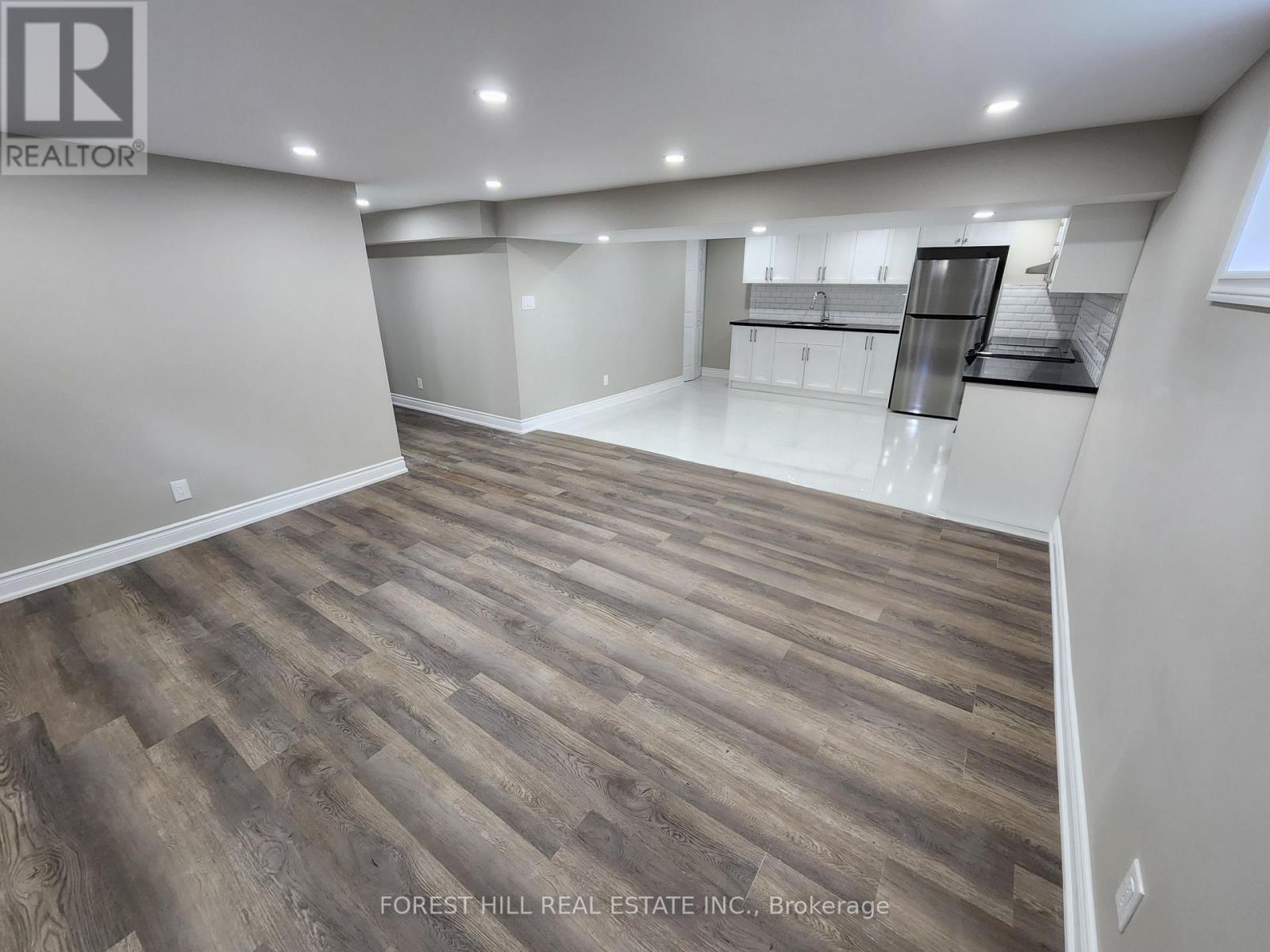 Lower - 2577 Whaley Drive, Mississauga, Ontario  L5B 1X1 - Photo 3 - W13791802