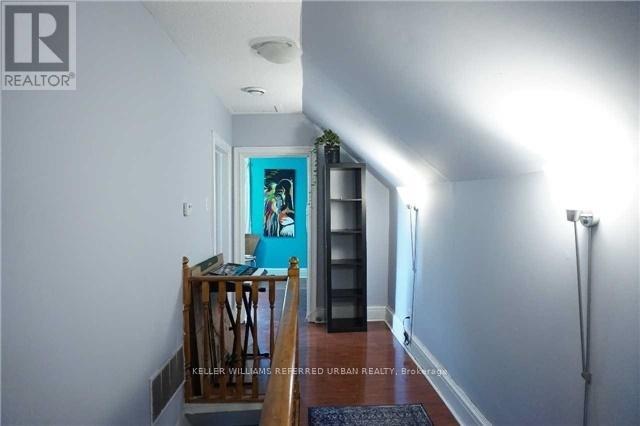 Upper - 591 Jane Street, Toronto, Ontario  M6S 4A3 - Photo 16 - W13791806