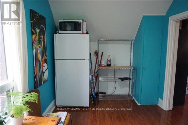Upper - 591 Jane Street, Toronto, Ontario  M6S 4A3 - Photo 4 - W13791806