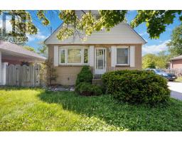 457 MONTCALM AVENUE, Sarnia, Ontario