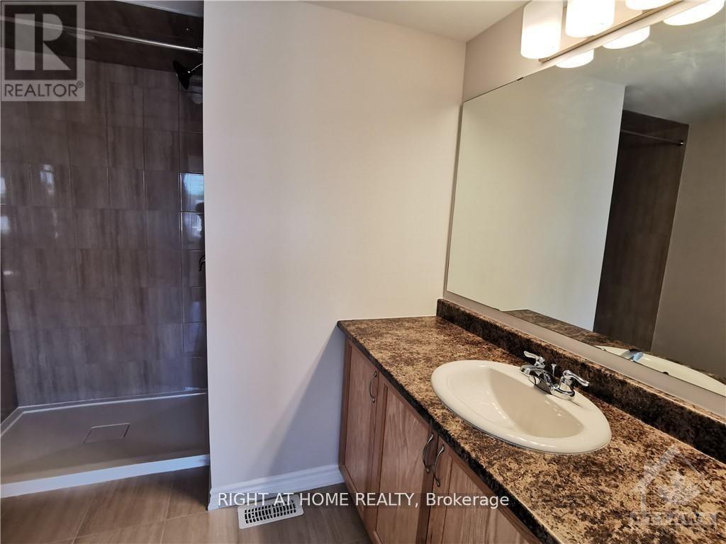 1414 Hemlock Road, Ottawa, Ontario  K1K 5A8 - Photo 15 - X13789226