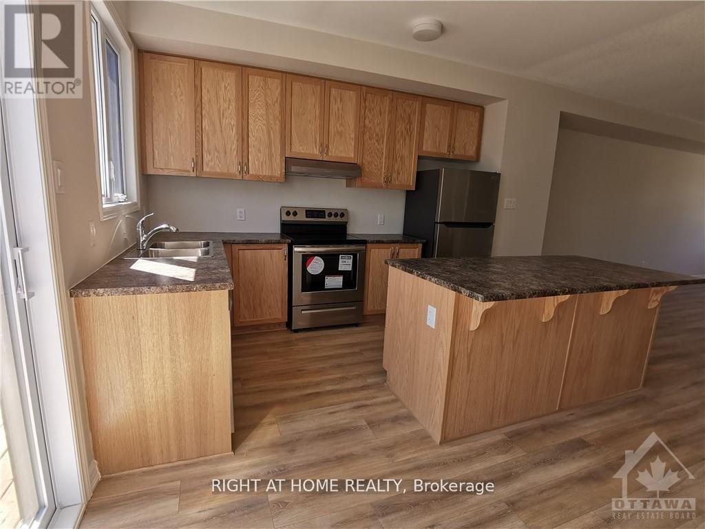 1414 Hemlock Road, Ottawa, Ontario  K1K 5A8 - Photo 8 - X13789226