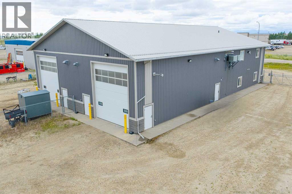 9326 81 Avenue, Clairmont, Alberta  T8X 0M9 - Photo 6 - A2273356