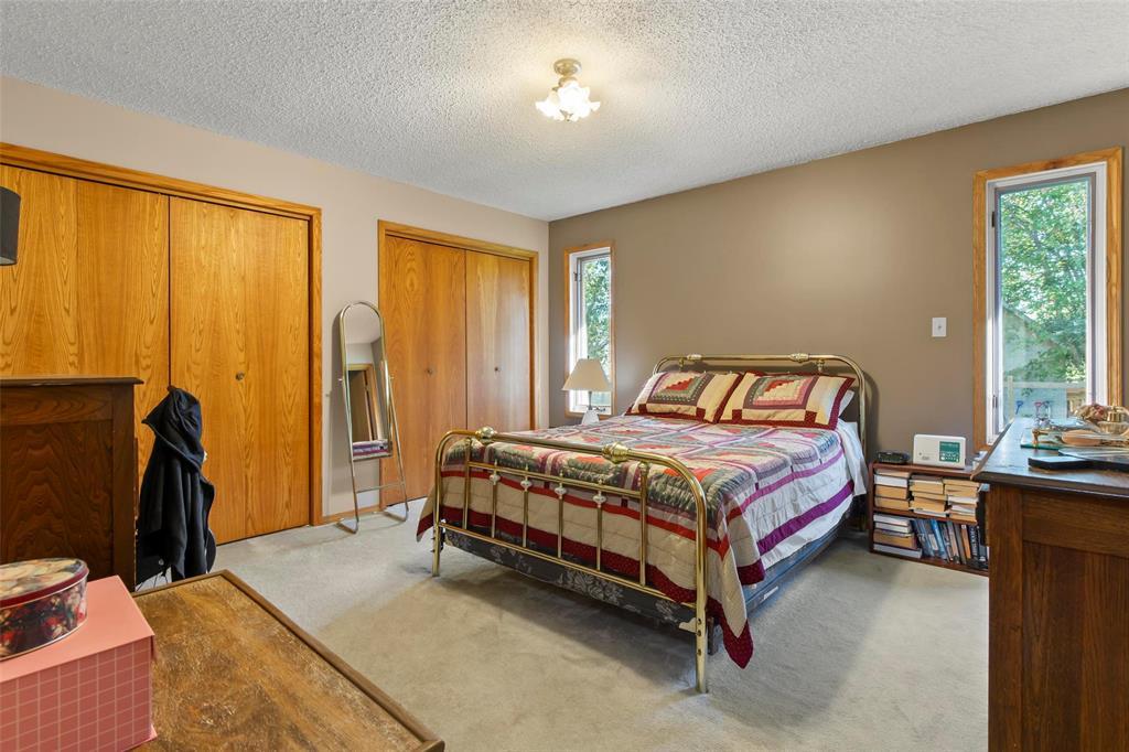 256 Southwood Street, Grunthal, Manitoba  R0A 0R0 - Photo 11 - 202623312