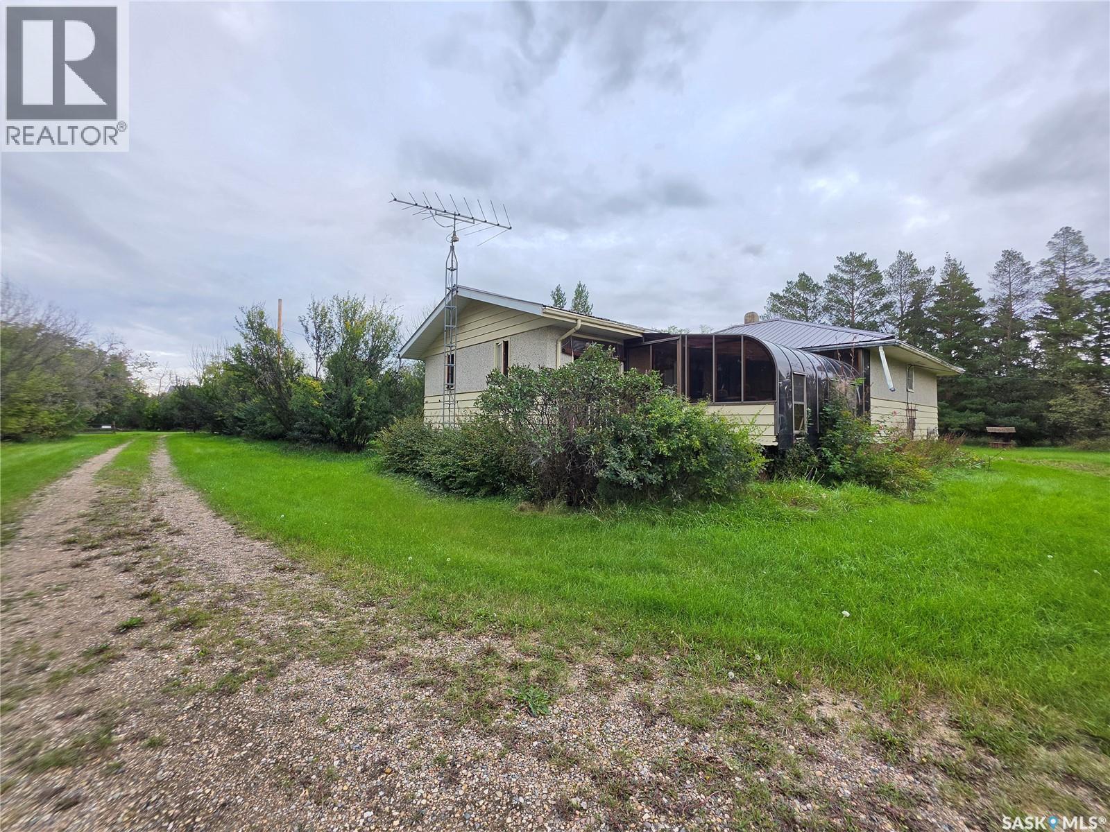 22 Maple Avenue, Ruddell, Saskatchewan  S0M 2S0 - Photo 2 - SK048578
