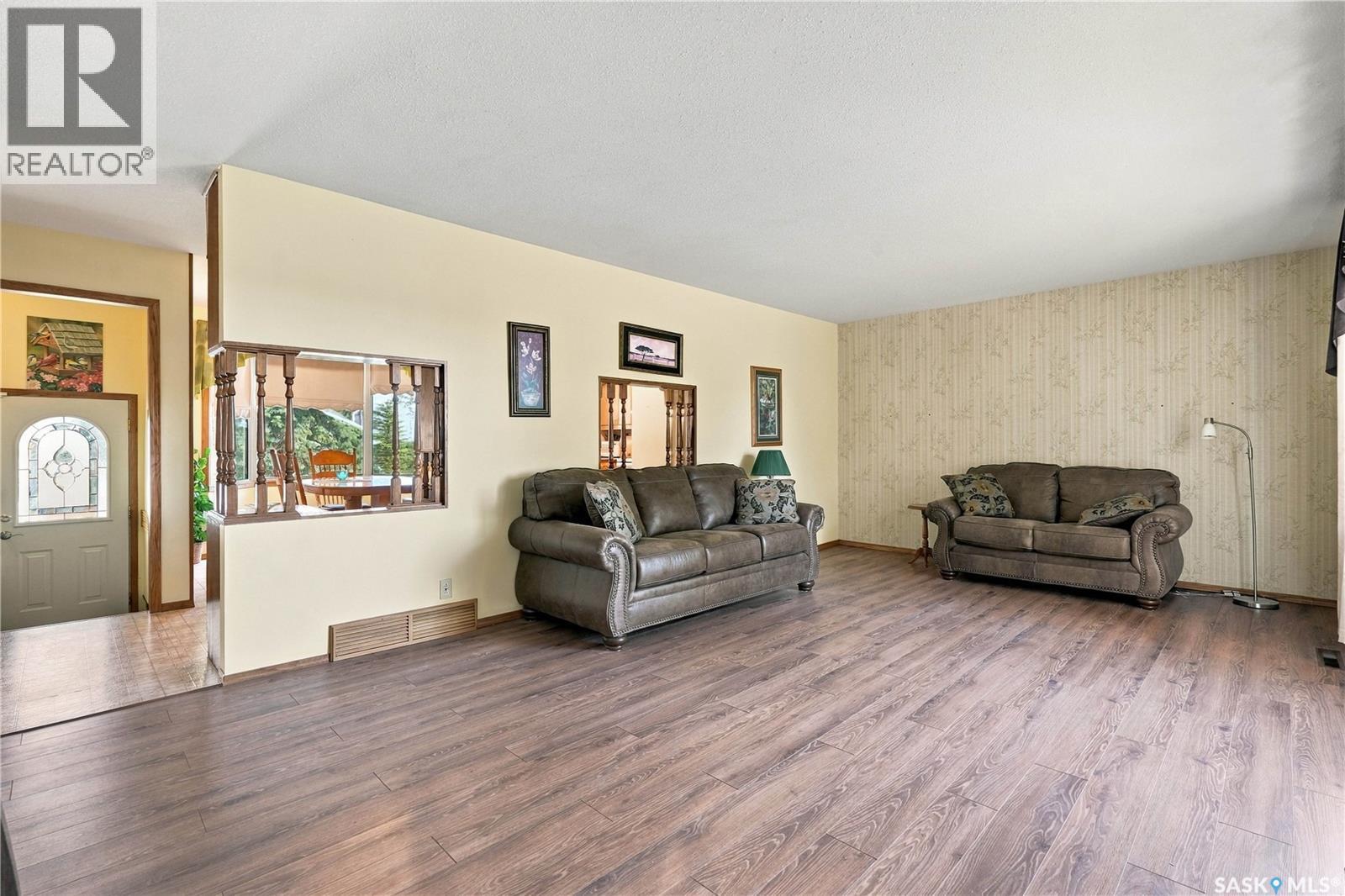 103 Dianne Street, Balcarres, Saskatchewan  S0G 0C0 - Photo 9 - SK048397
