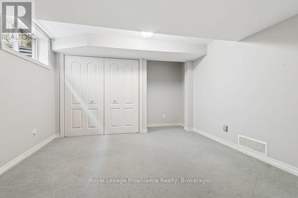 36 Heartwood Drive, Belleville, Ontario  K8P 5L9 - Photo 26 - X13791942