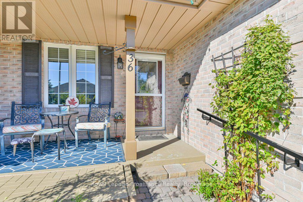 36 Heartwood Drive, Belleville, Ontario  K8P 5L9 - Photo 4 - X13791942