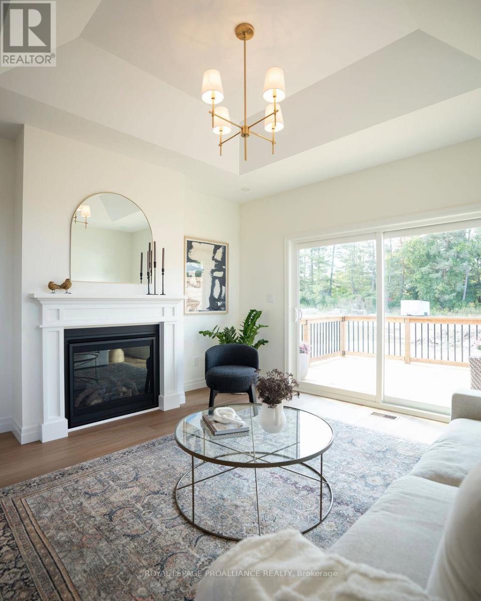 175 Pomeroy Avenue, Tweed, Ontario  K0K 3J0 - Photo 2 - X13792034