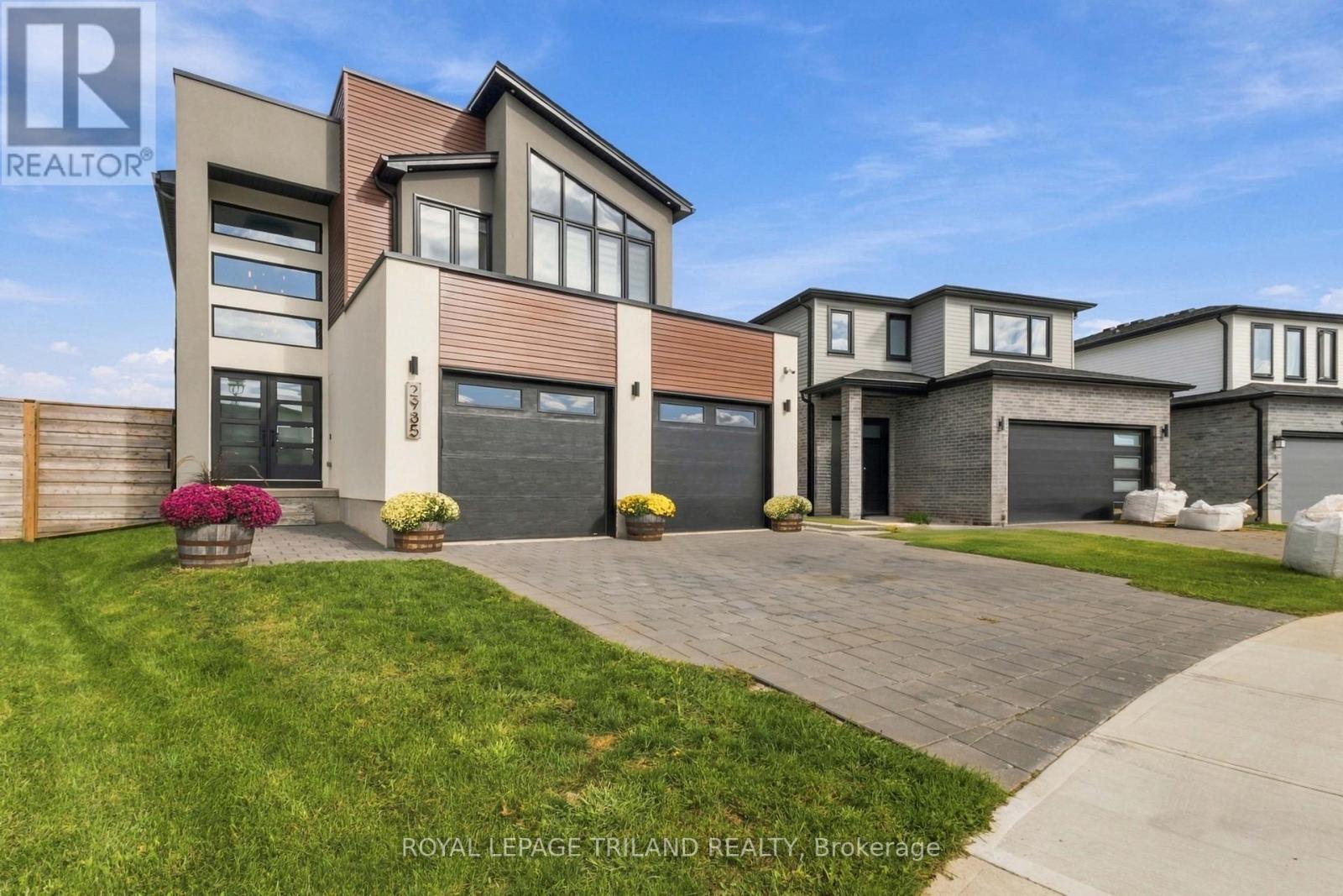 2985 Heardcreek Trail, London North, Ontario  N6G 0X8 - Photo 3 - X13792008