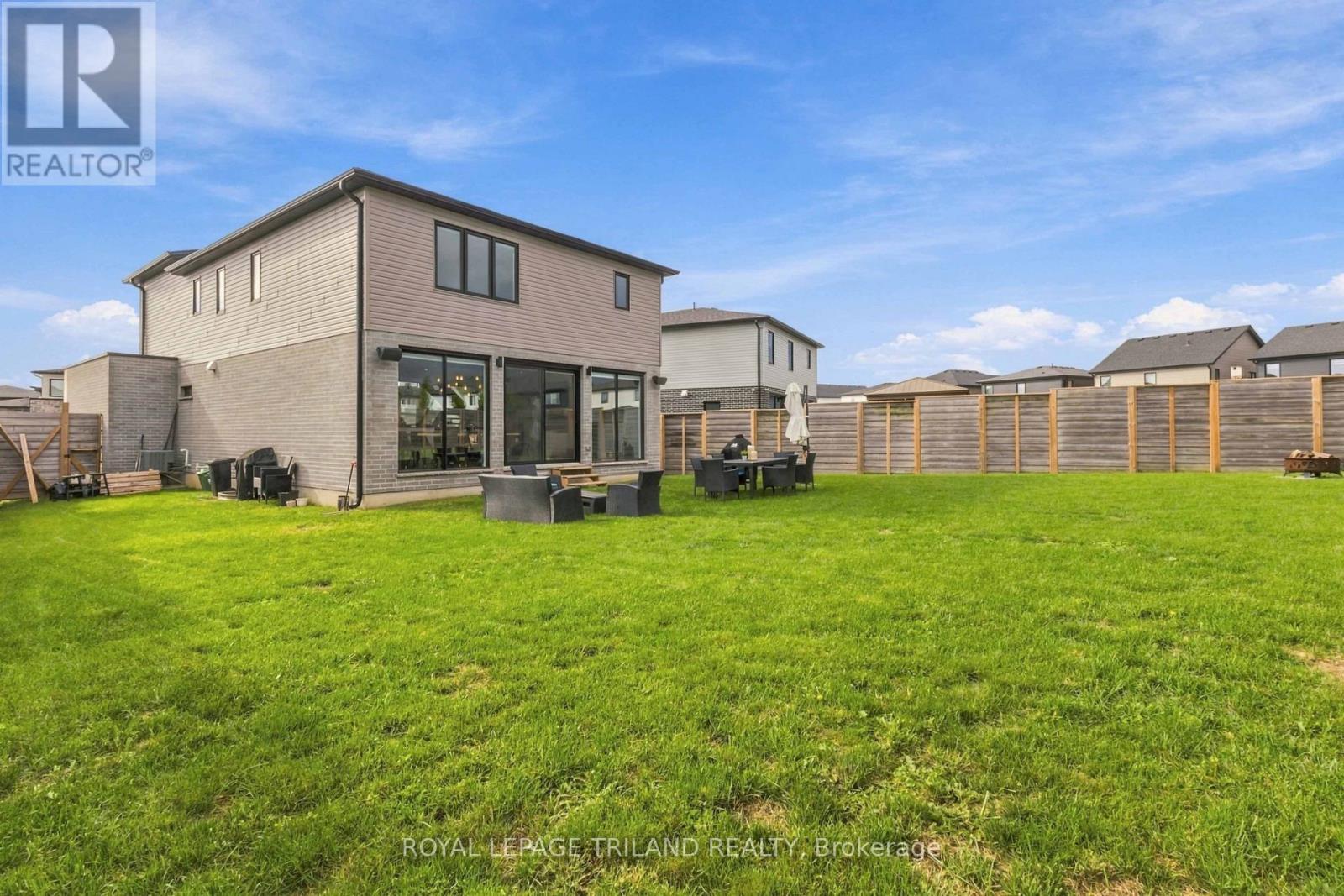 2985 Heardcreek Trail, London North, Ontario  N6G 0X8 - Photo 46 - X13792008