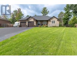 221 ORIOLE CRESCENT, Petawawa, Ontario