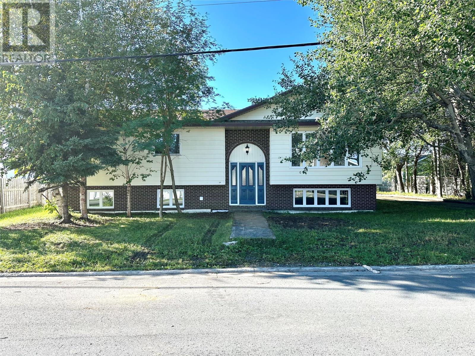 1 Whitmore Street, Grand Falls-Windsor