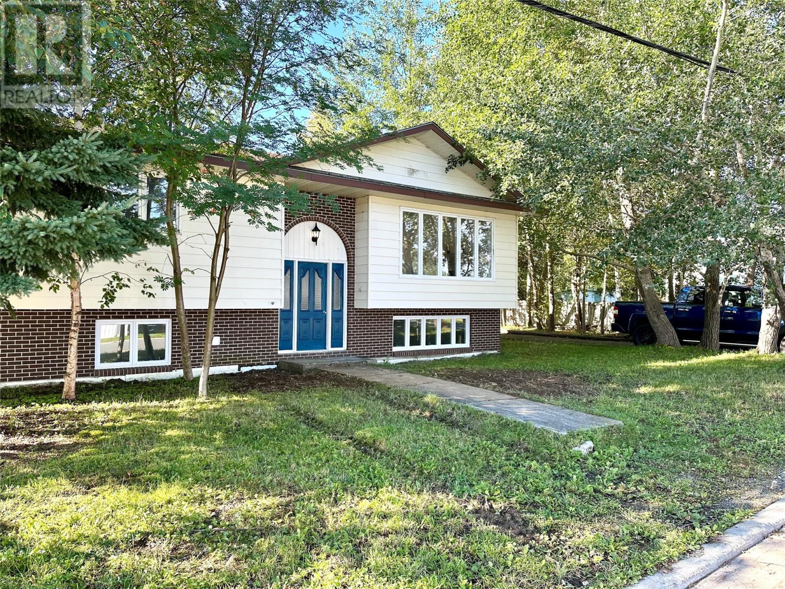 1 Whitmore Street, Grand Falls-Windsor — photo 3