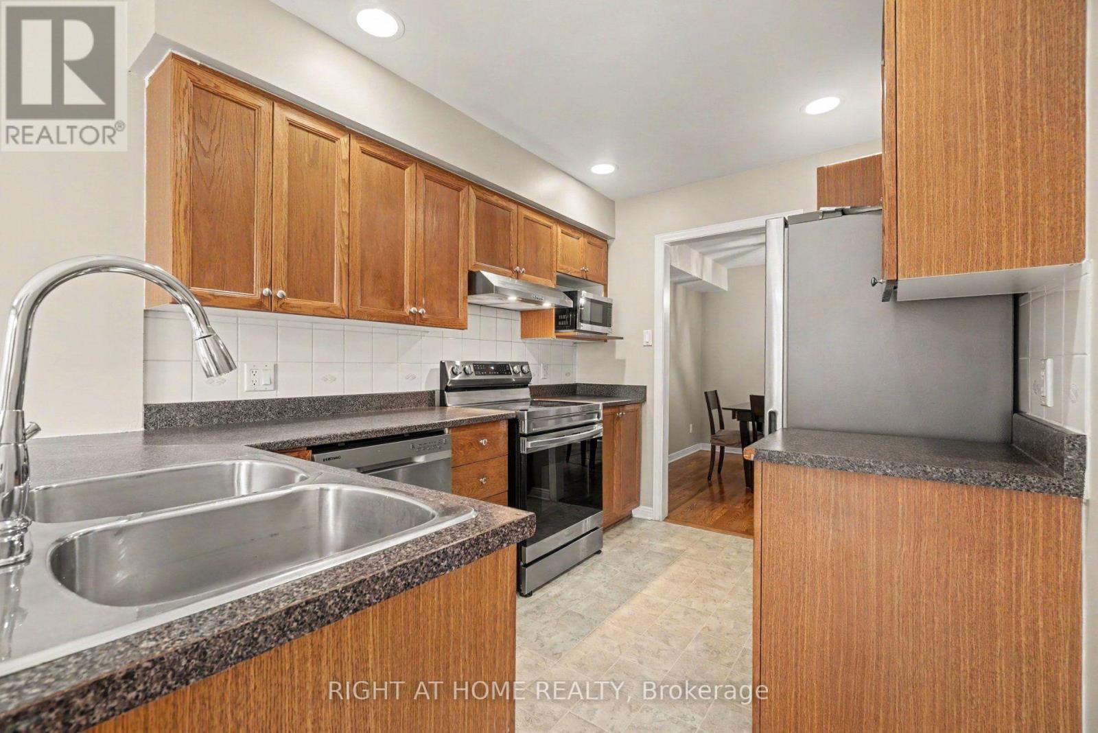 623 Wild Shore Crescent, Ottawa, Ontario  K1V 1T3 - Photo 13 - X13791868