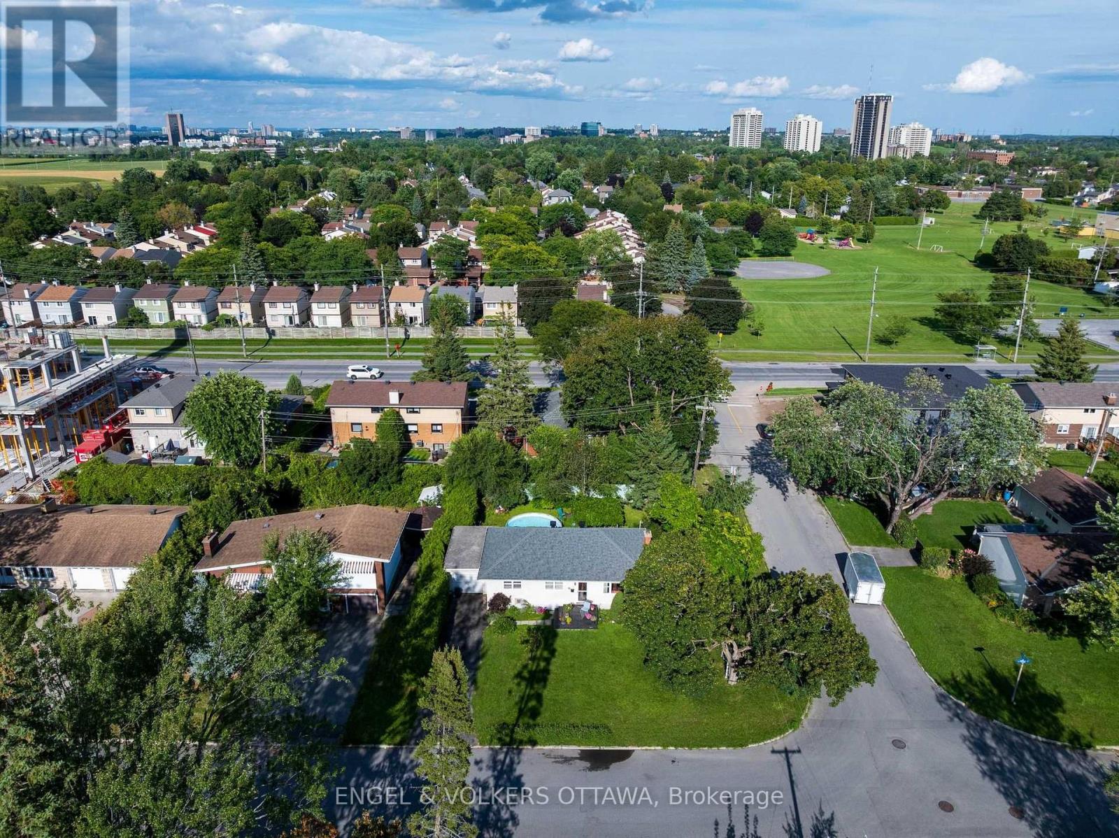 11 Hilliard Avenue, Ottawa, Ontario  K2E 6B8 - Photo 8 - X13791990