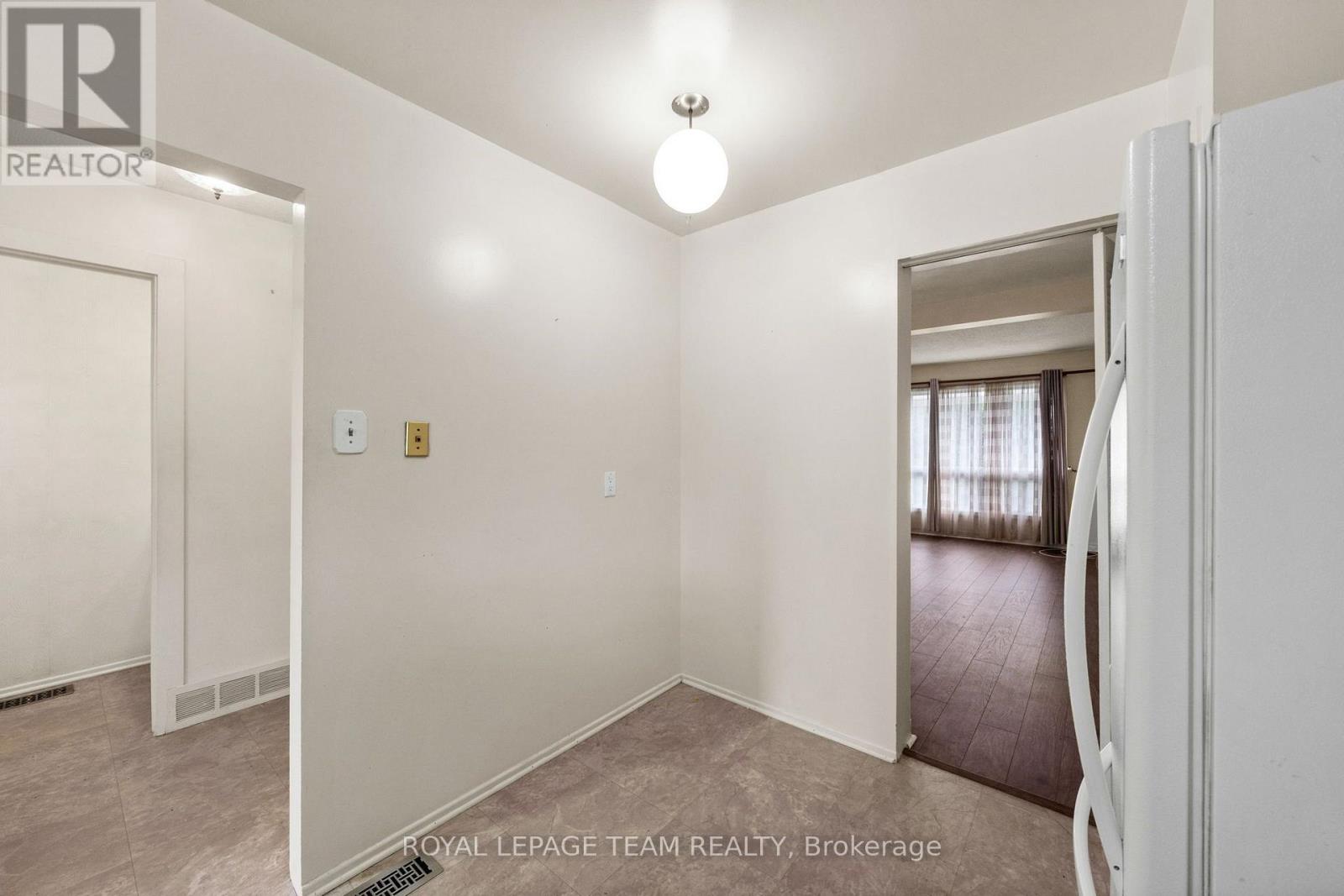 E - 73 Foxfield Drive, Ottawa, Ontario  K2J 1L7 - Photo 11 - X13791992