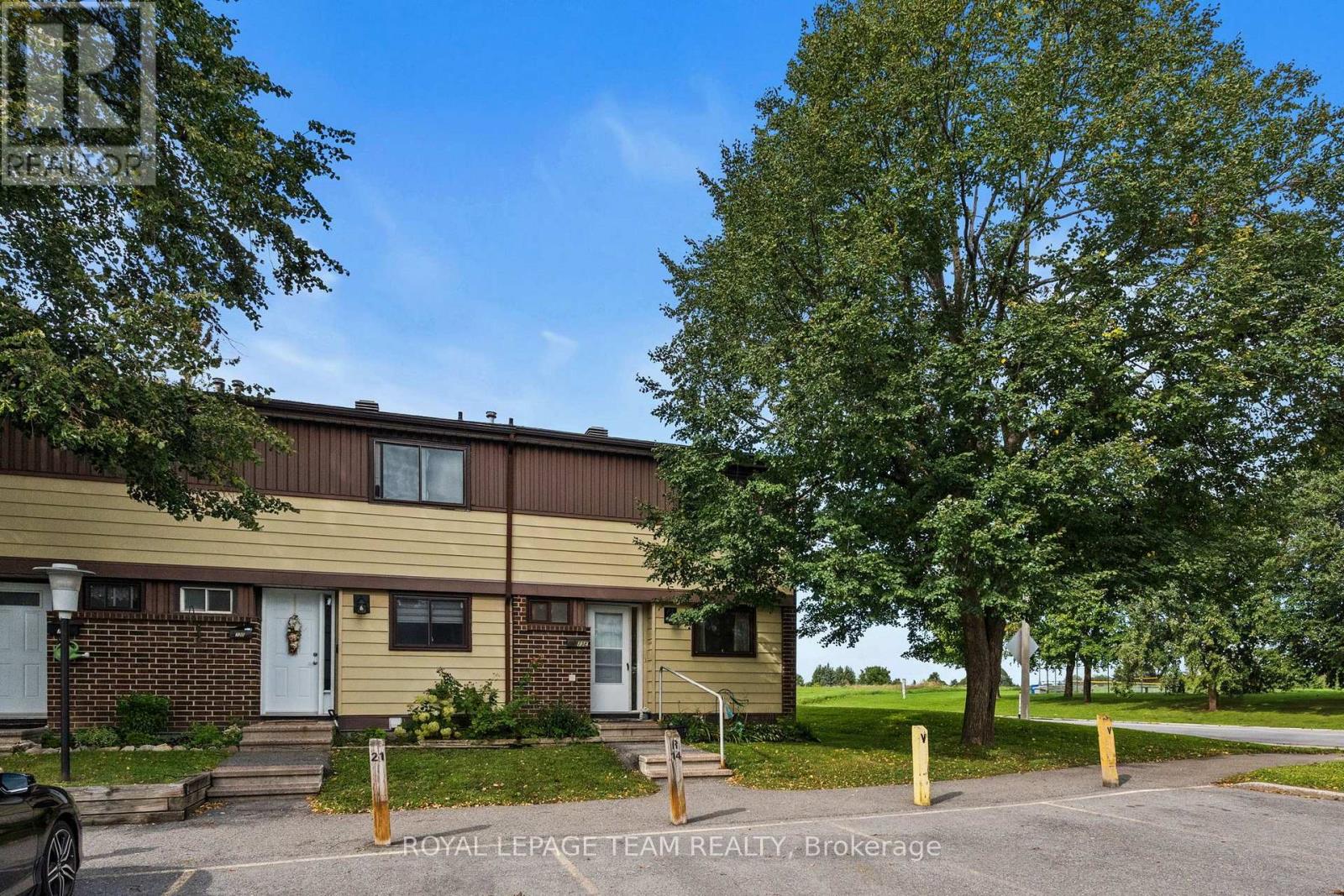 E - 73 Foxfield Drive, Ottawa, Ontario  K2J 1L7 - Photo 2 - X13791992