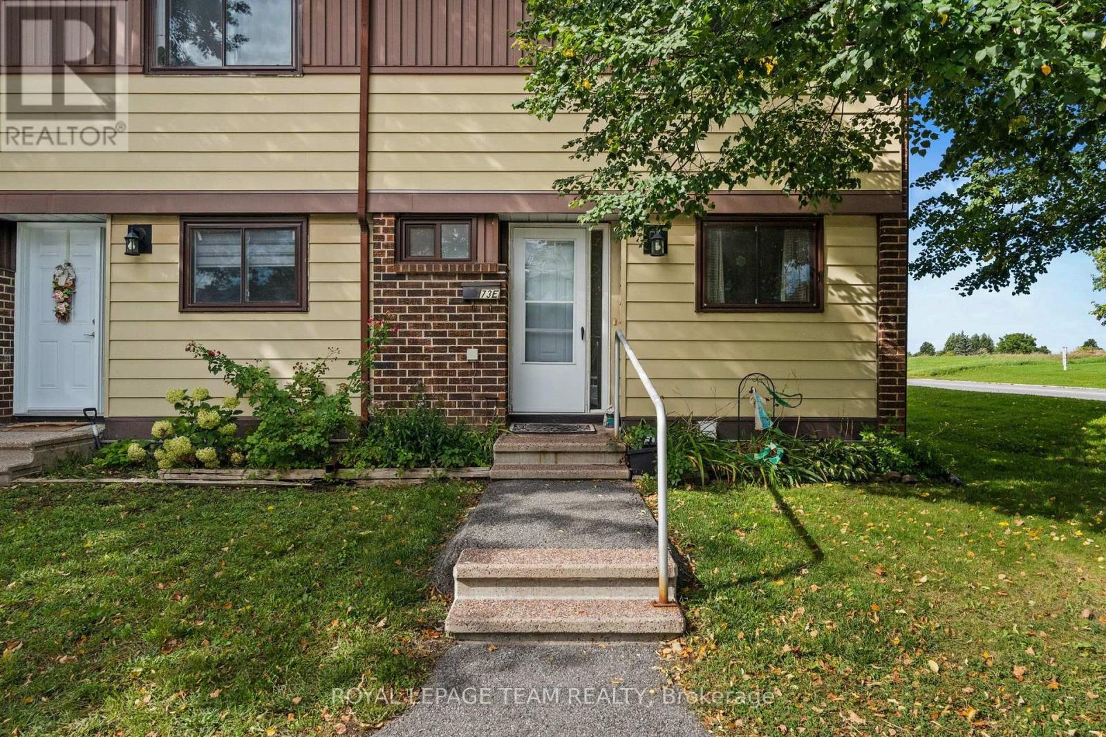 E - 73 Foxfield Drive, Ottawa, Ontario  K2J 1L7 - Photo 3 - X13791992