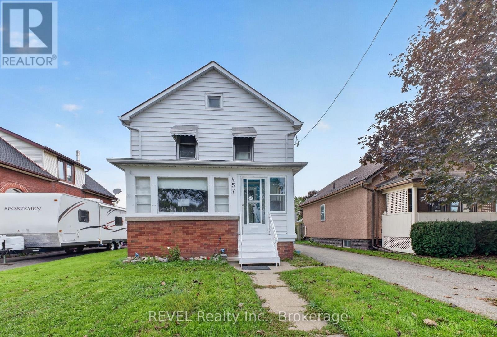 457 Davis Street, Port Colborne, Ontario  L3K 1Z7 - Photo 2 - X13792072