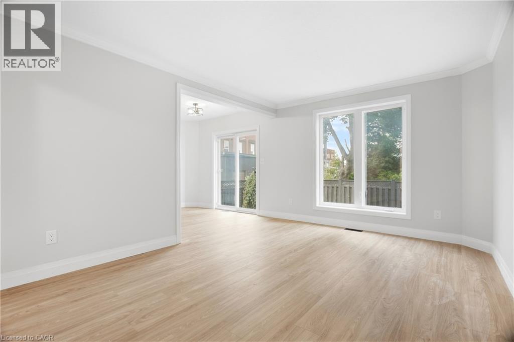94 Chapel Street, Woodstock, Ontario  N4S 3R7 - Photo 10 - 40863595