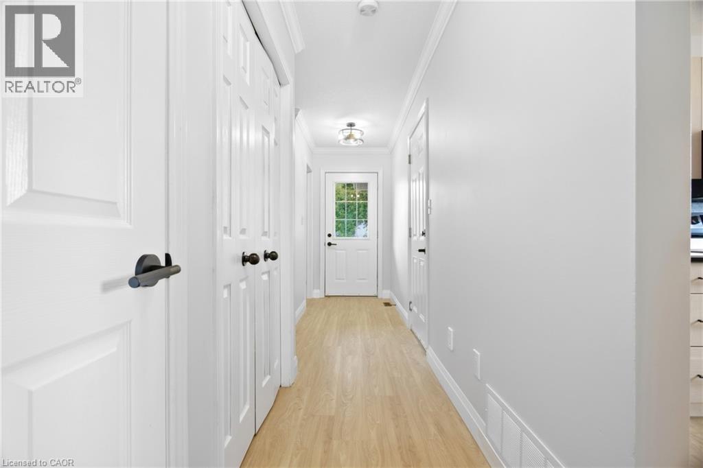 94 Chapel Street, Woodstock, Ontario  N4S 3R7 - Photo 7 - 40863595