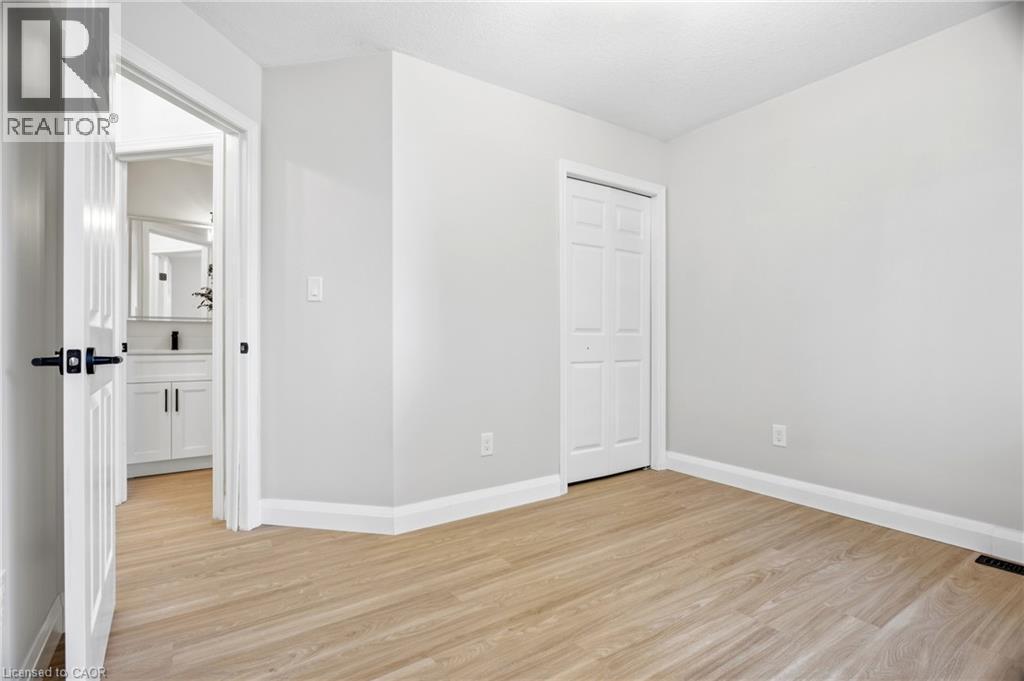 94 Chapel Street, Woodstock, Ontario  N4S 3R7 - Photo 32 - 40863595