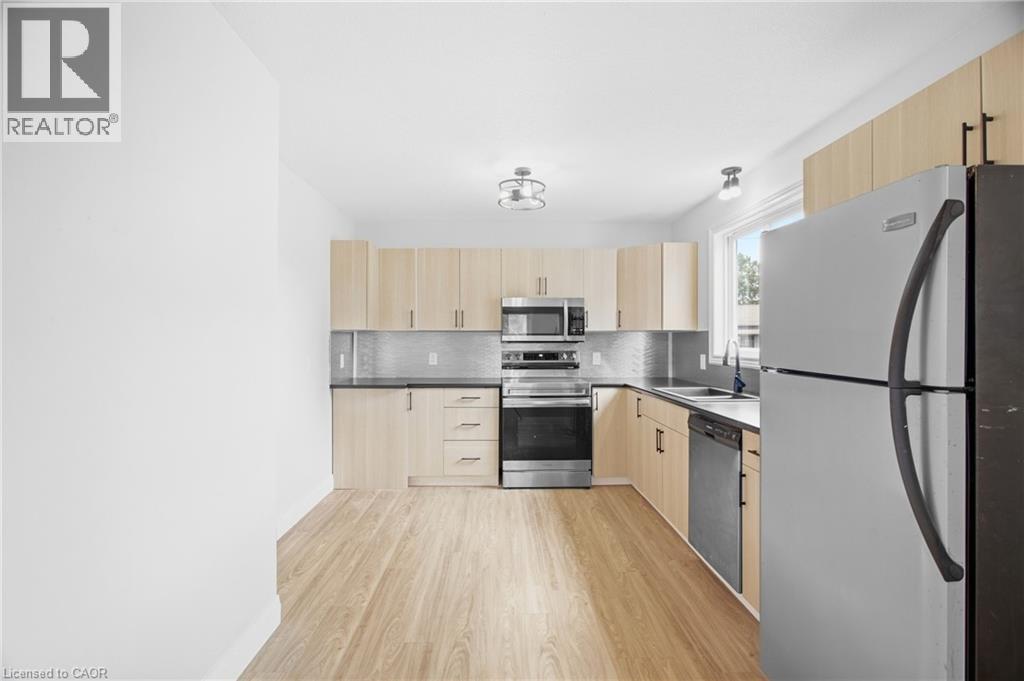 94 Chapel Street, Woodstock, Ontario  N4S 3R7 - Photo 18 - 40863595
