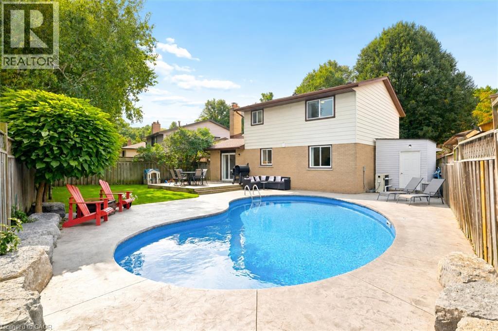 125 Martinglen Crescent, Kitchener, Ontario  N2E 2A3 - Photo 37 - 40863860