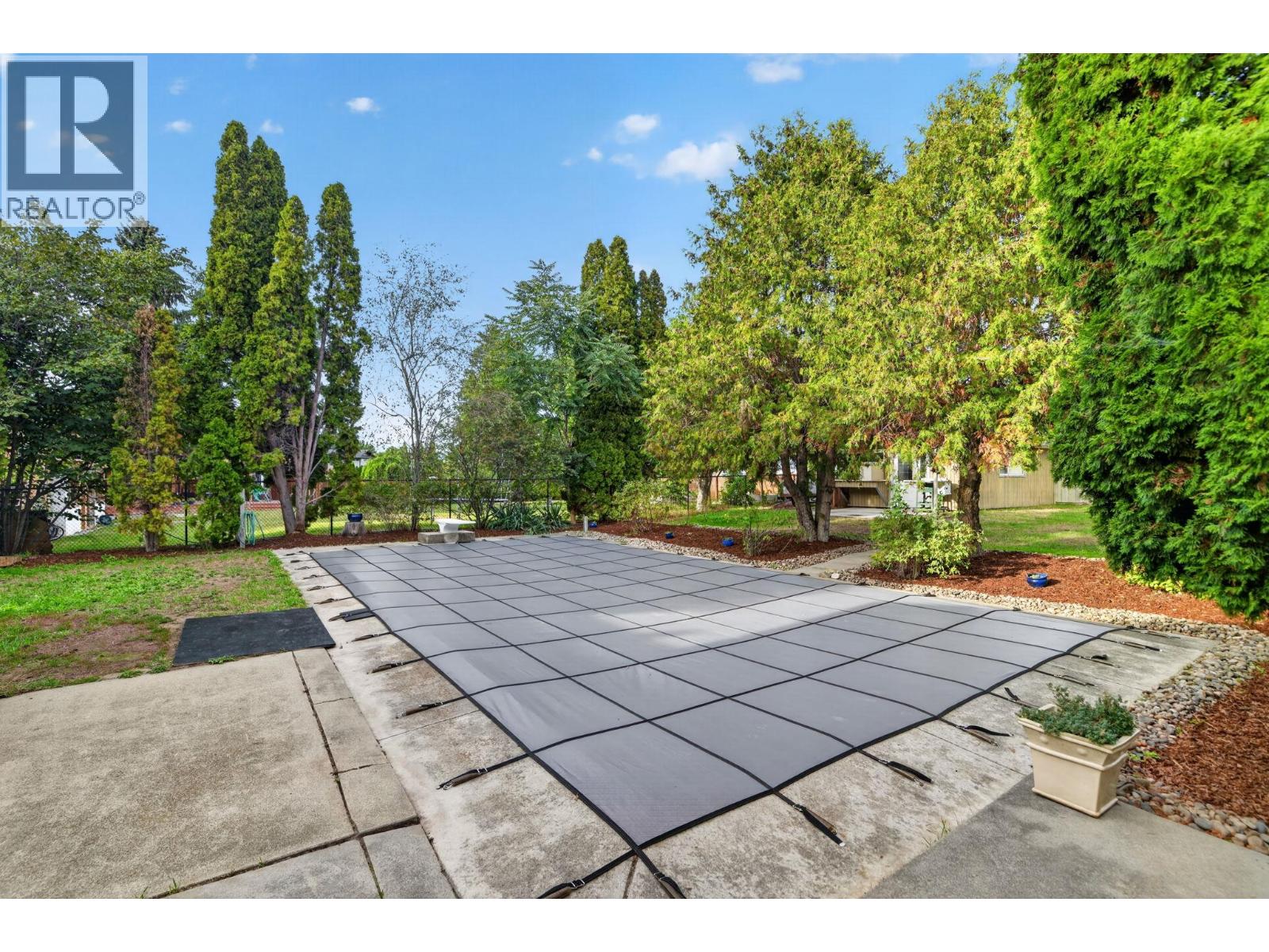 4685 Westridge Drive, Kelowna, British Columbia  V1W 3A8 - Photo 47 - 10400746
