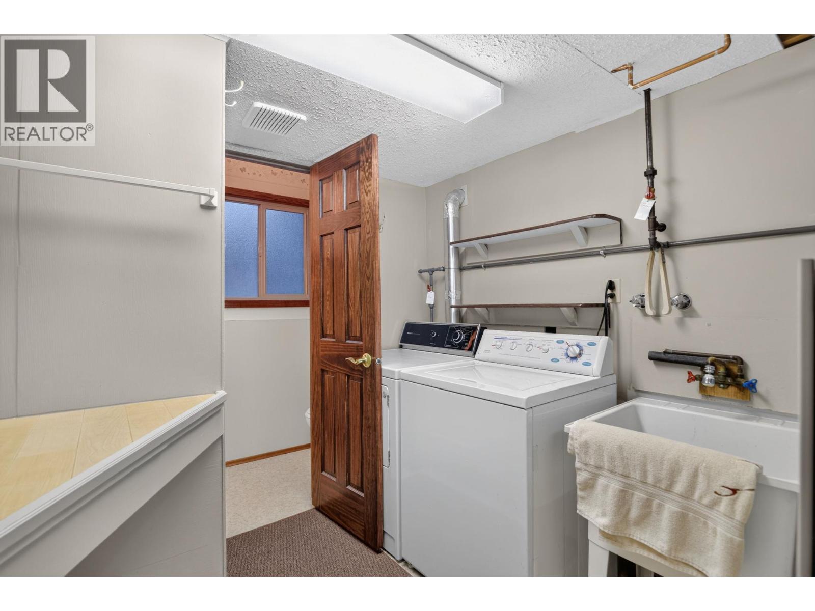 4685 Westridge Drive, Kelowna, British Columbia  V1W 3A8 - Photo 42 - 10400746