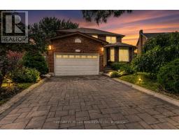 1379 BRAMBLEWOOD GREEN, Oakville, Ontario