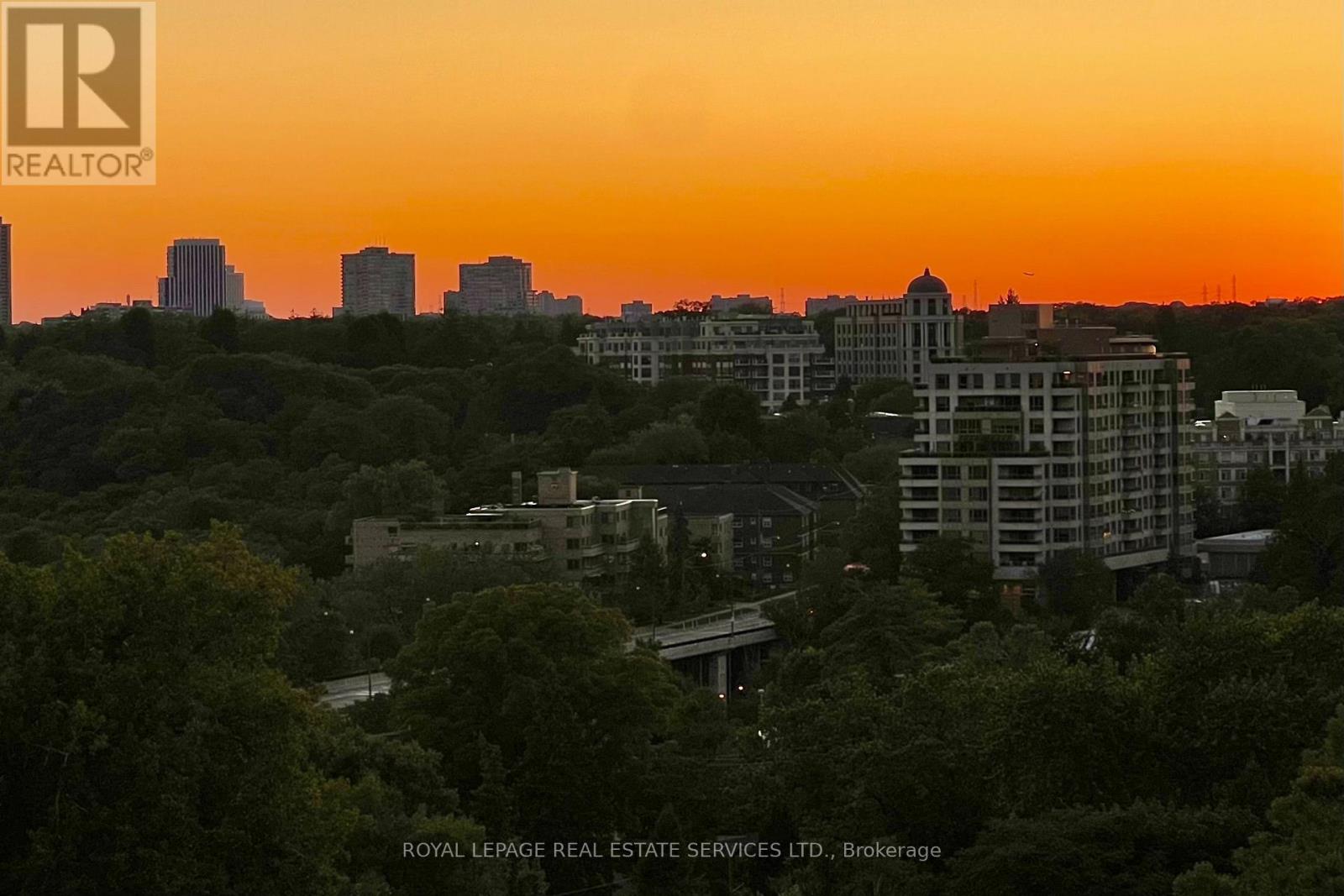 901 - 1 Old Mill Drive, Toronto, Ontario  M6S 0A1 - Photo 23 - W13791916