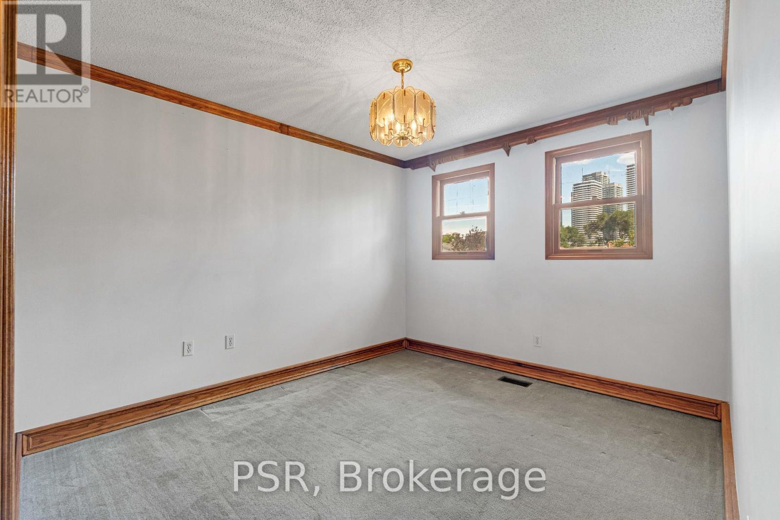 4069 Chelmsford Court, Mississauga, Ontario  L5B 2X2 - Photo 17 - W13791950