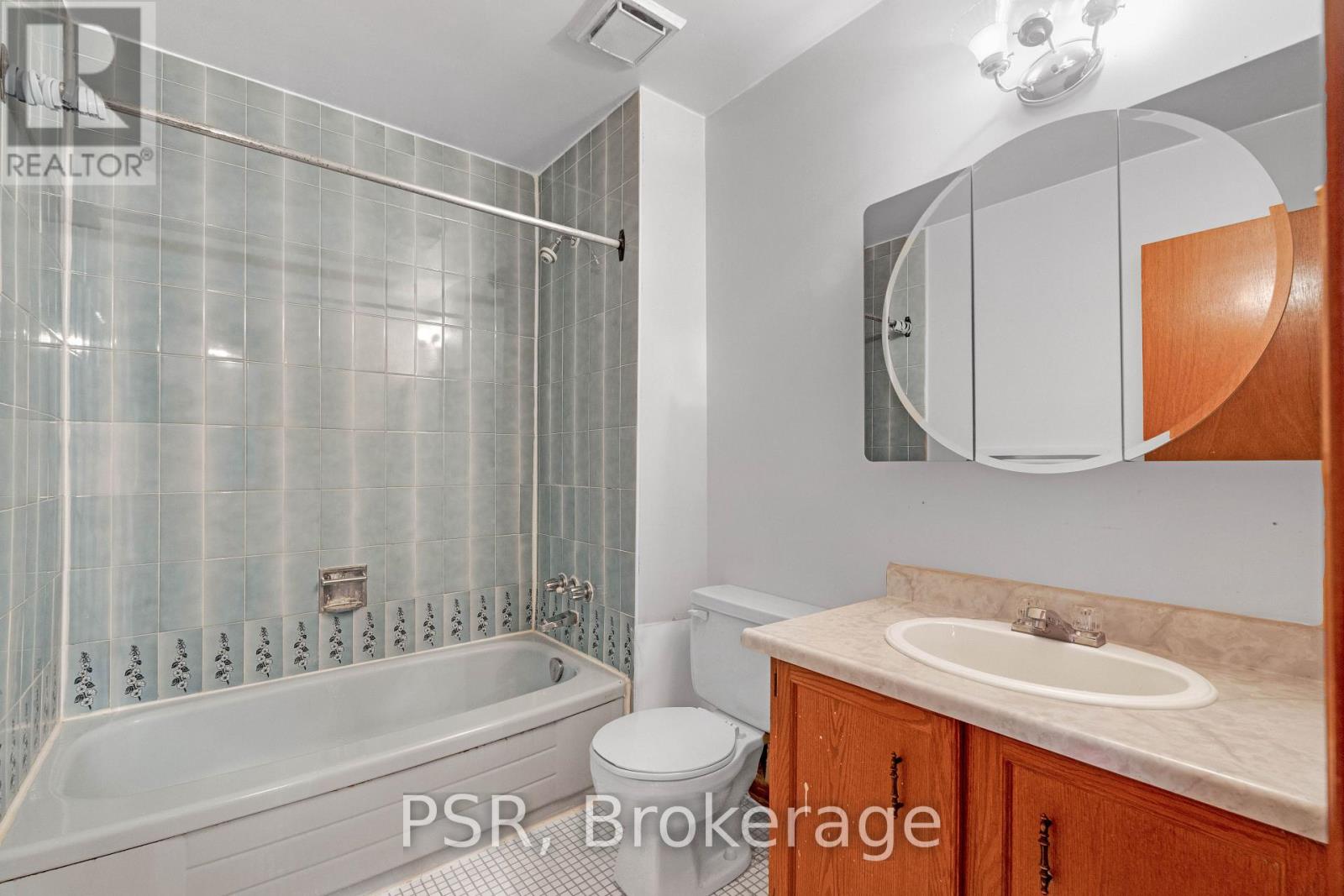 4069 Chelmsford Court, Mississauga, Ontario  L5B 2X2 - Photo 21 - W13791950