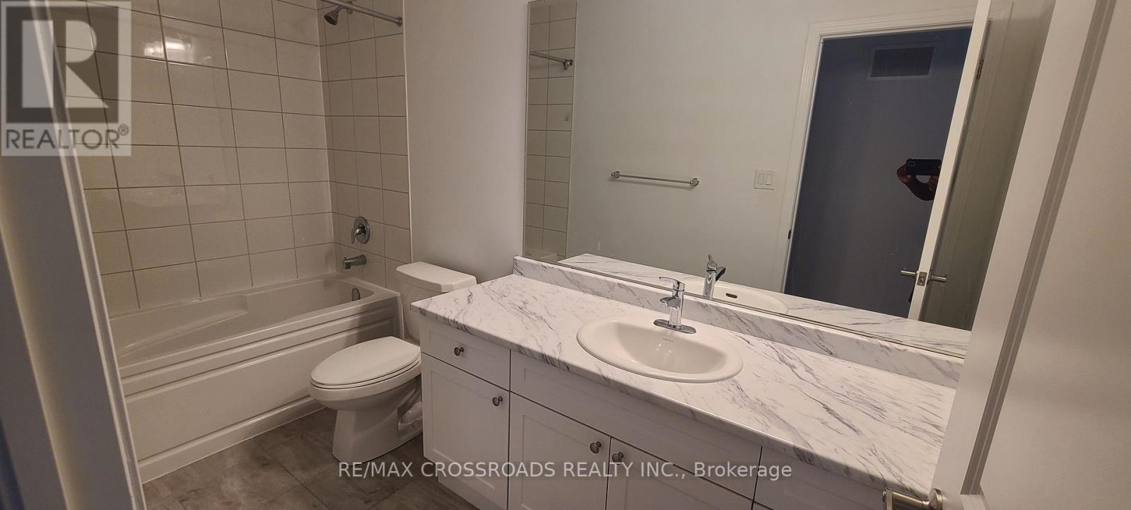 2916 Scotch Pine Lane, Pickering, Ontario  L1X 0N9 - Photo 19 - E13699250