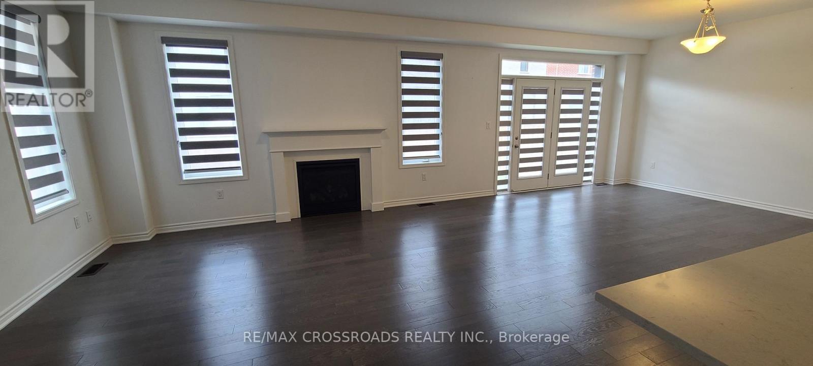 2916 Scotch Pine Lane, Pickering, Ontario  L1X 0N9 - Photo 2 - E13699250