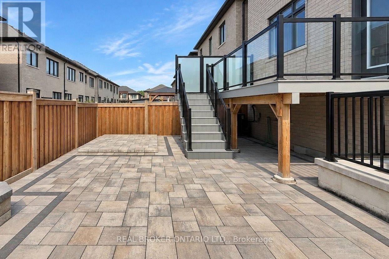 72 Brookfam Street, Richmond Hill, Ontario  L4S 0J1 - Photo 18 - N13789032