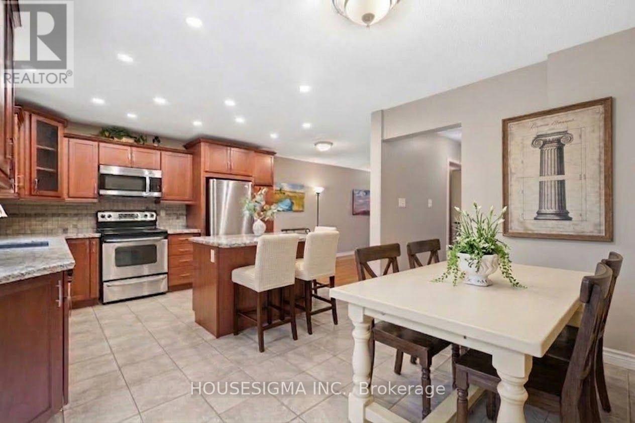 113 Essex Point Drive, Cambridge, Ontario  N1T 1W6 - Photo 2 - X13792082