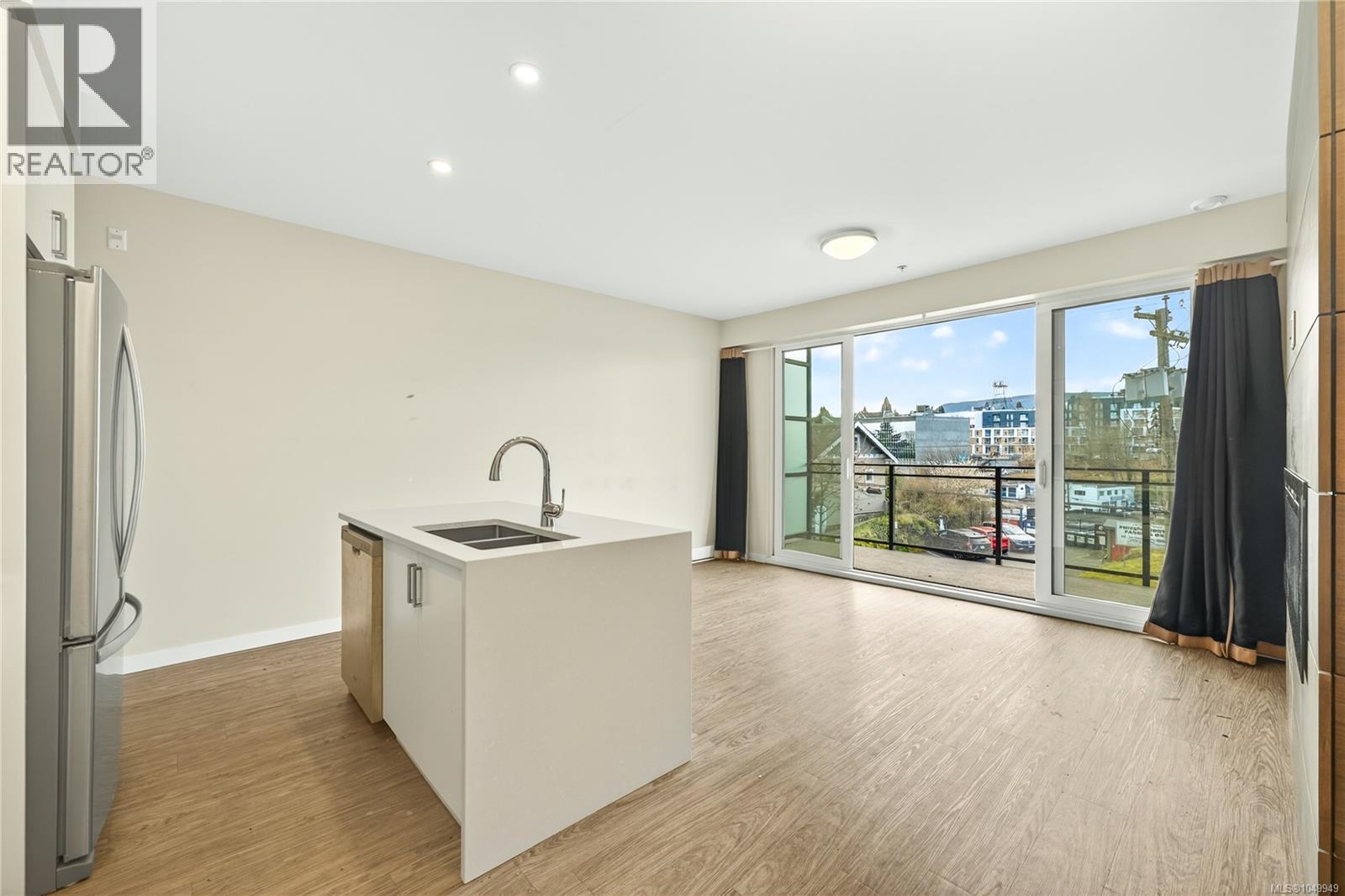 310 91 Chapel St, Nanaimo, British Columbia  V9R 0J3 - Photo 31 - 1049949