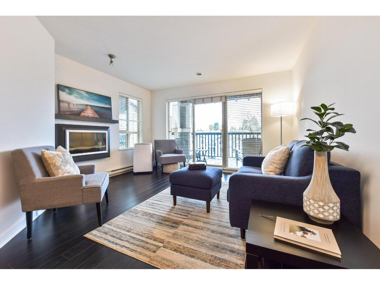 426 21009 56 AVENUE photo 2
