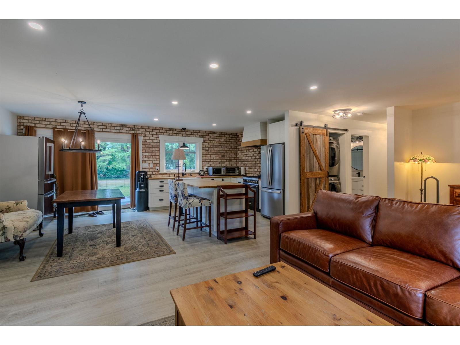 24633 56 Avenue, Langley, British Columbia  V2Z 1B9 - Photo 7 - R3165485
