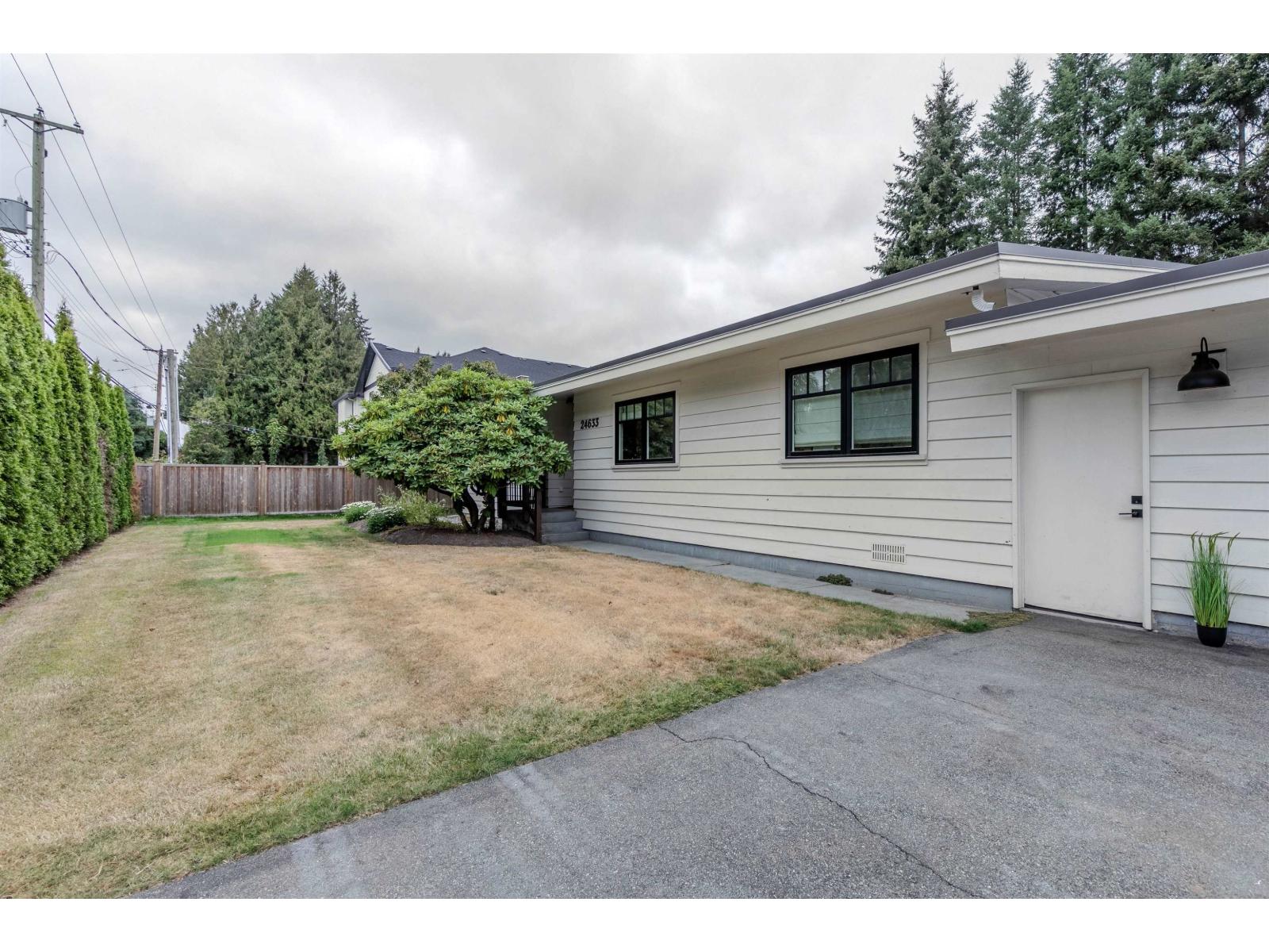 24633 56 Avenue, Langley, British Columbia  V2Z 1B9 - Photo 2 - R3165485