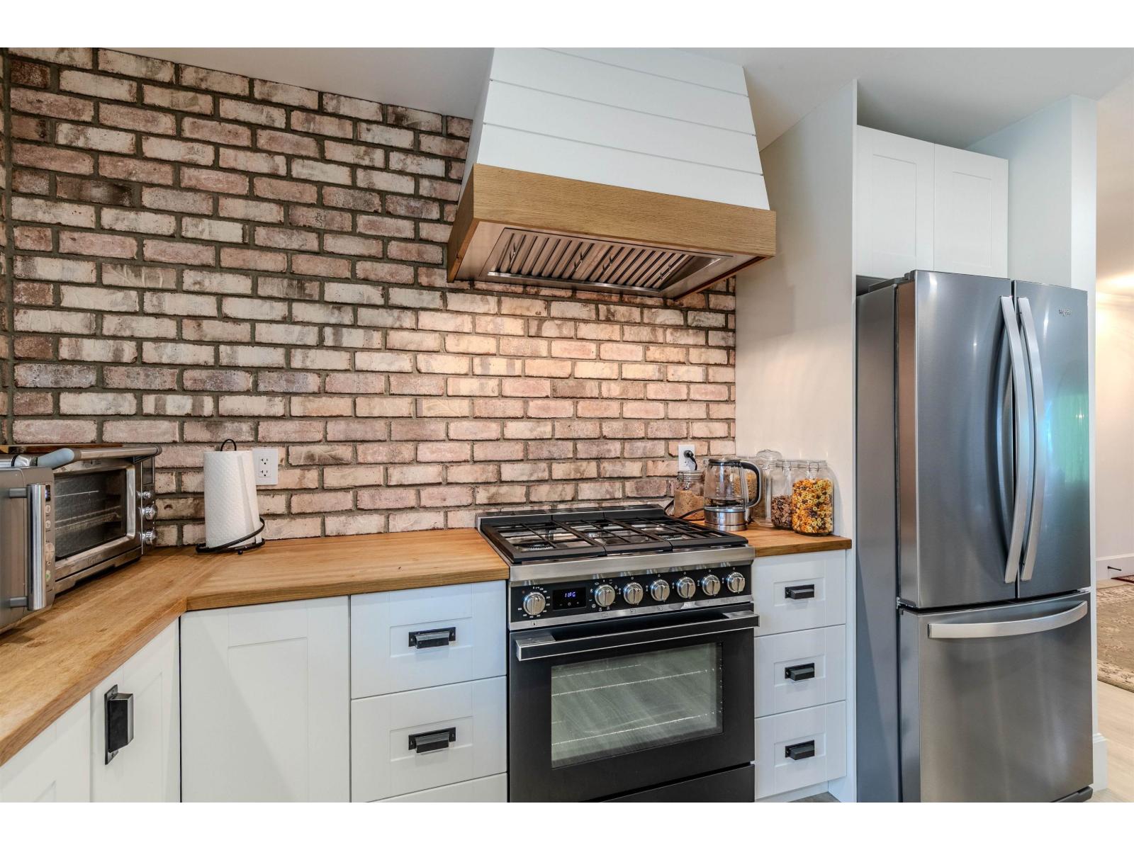 24633 56 Avenue, Langley, British Columbia  V2Z 1B9 - Photo 12 - R3165485