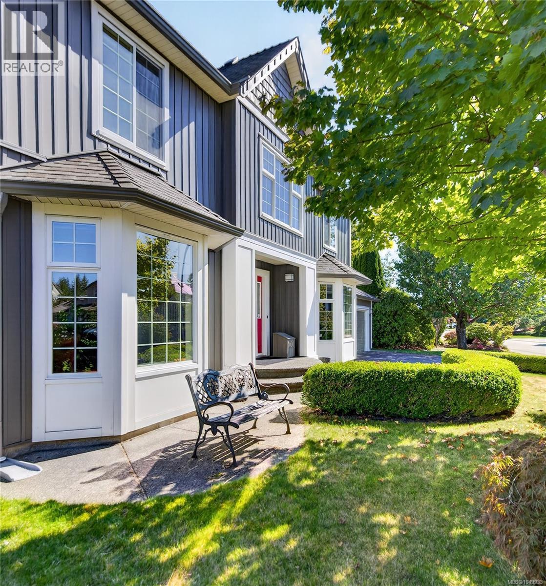 1000 Kingsley Cres, Comox, British Columbia  V9M 3R7 - Photo 4 - 1049933