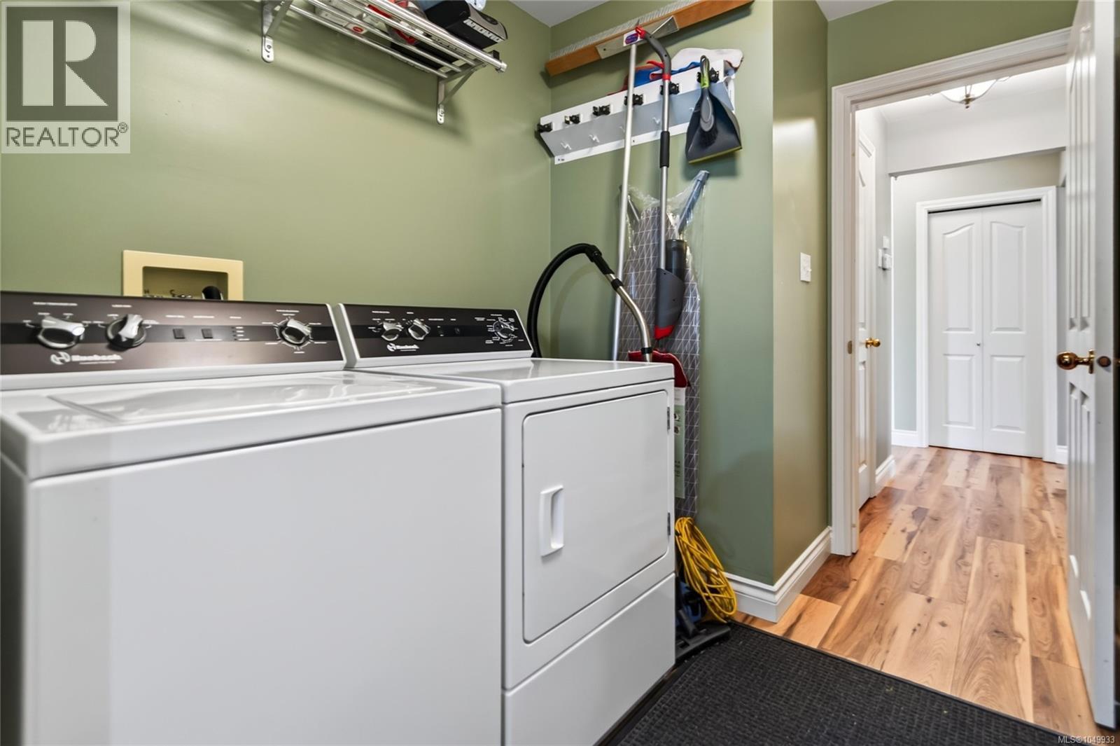 1000 Kingsley Cres, Comox, British Columbia  V9M 3R7 - Photo 46 - 1049933