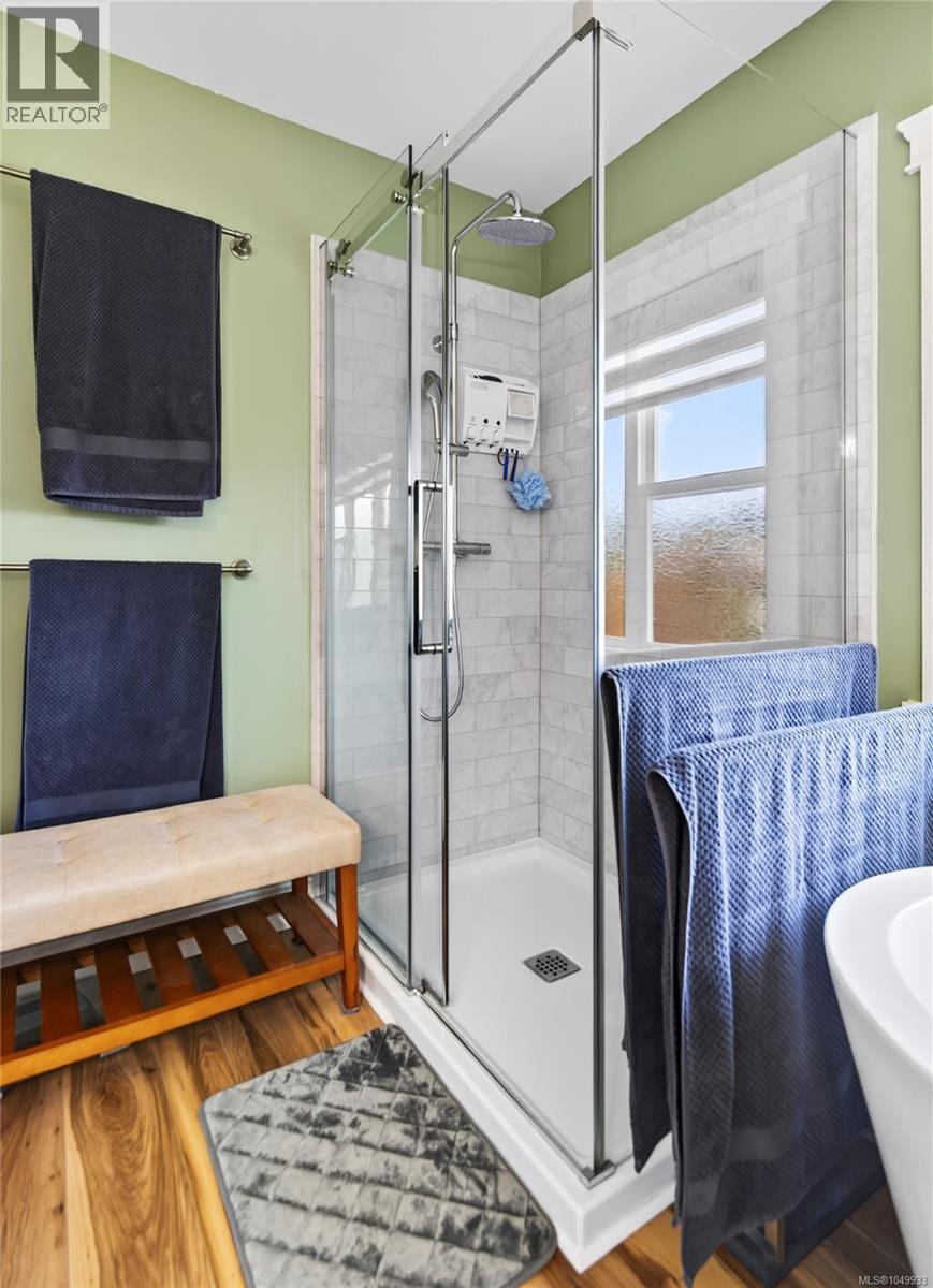 1000 Kingsley Cres, Comox, British Columbia  V9M 3R7 - Photo 62 - 1049933