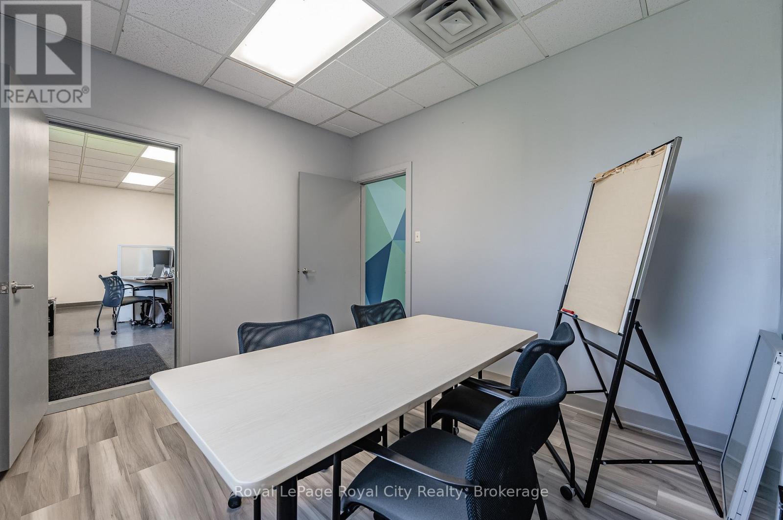 361 Southgate Drive, Guelph, Ontario  N1G 3M5 - Photo 29 - X12483554